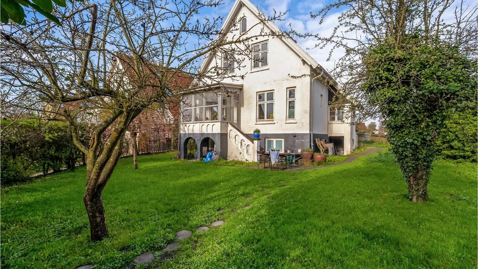 Beautiful Apartment In Aarhus C With Wifi 0*,  Dánia